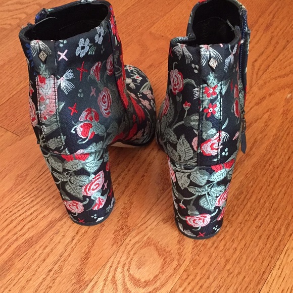 Sam Edelman Bootie - Picture 7 of 8